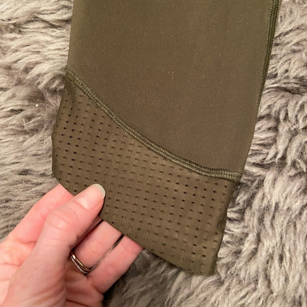 Ivivva Girls Cropped Green Leggings Size 12 - Picture 2 of 11